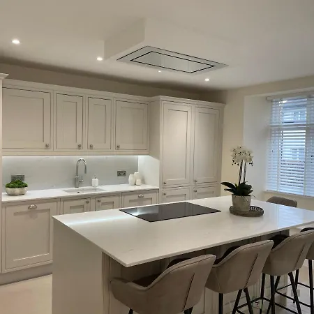 公寓 Edge Mere Apartment, *