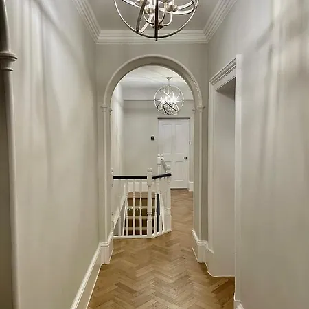 Edge Mere Apartment, Апартаменты