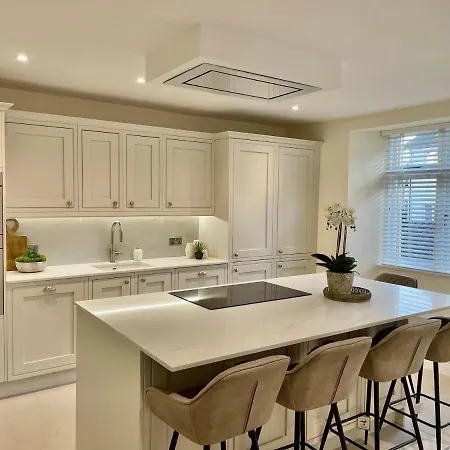 아파트 Edge Mere Apartment,